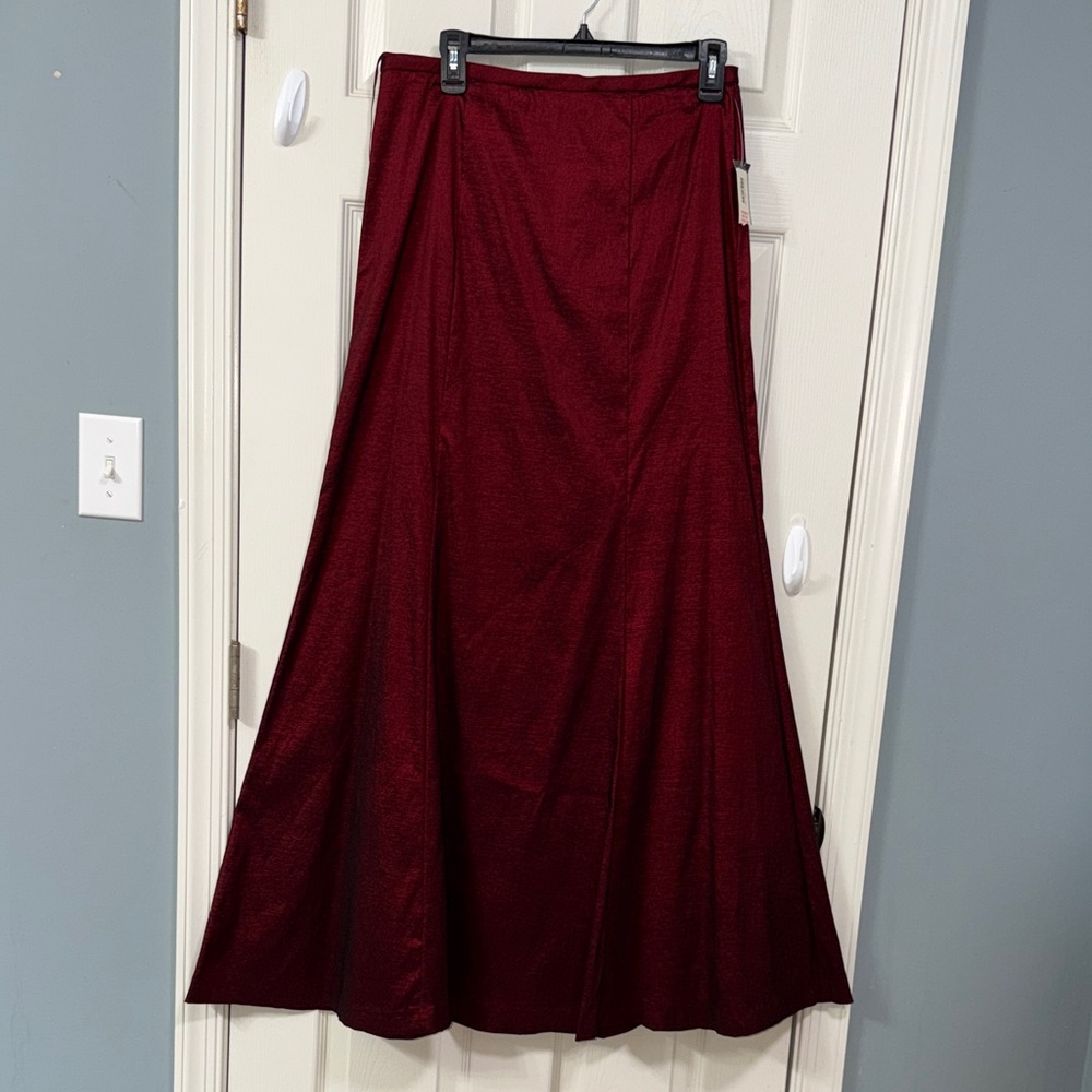 Alex Satin Deep Burgundy A-Line Maxi Skirt Quiet Luxury Cocktail Party Wedding - Picture 5 of 10